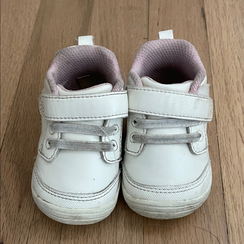 Stride Rite White Baby Shoes with Pink Highlights Size 3
